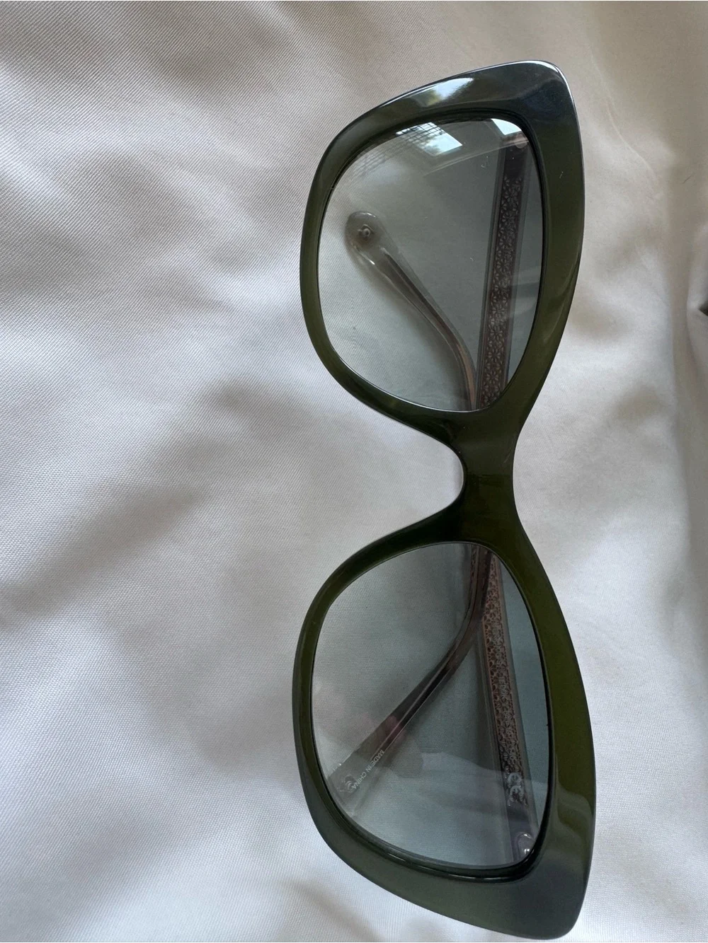 kate spade Olive Green Oversized Cat-Eye Sunglasses